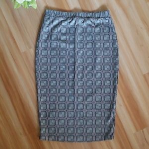 SHEIN Vented Back Plaid Pencil Skirt